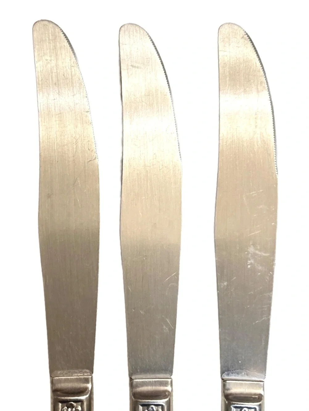 Set of 3 Vintage Stainless Steel Oneida Fenway (Daydream) Dinner Knives